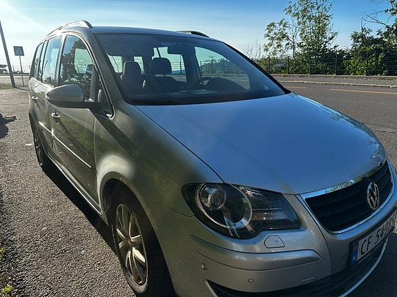 Volkswagen Touran 11 of 30