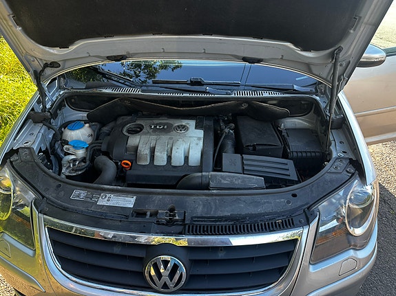 Volkswagen Touran 28 of 30