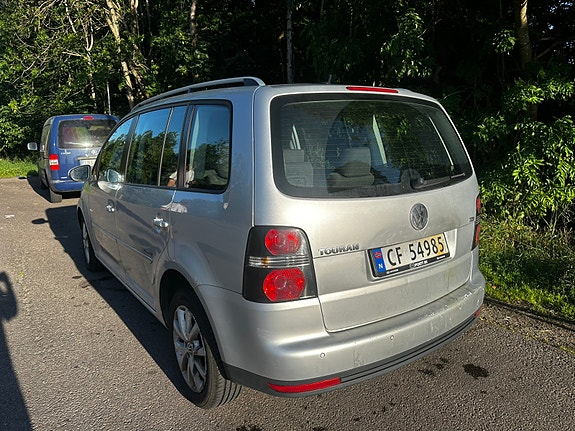 Volkswagen Touran 10 of 30