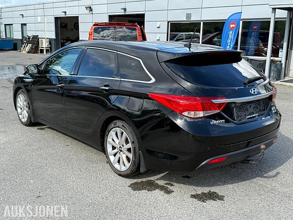 Hyundai i40 4 of 5