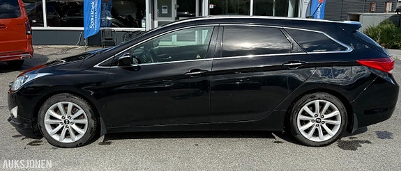 Hyundai i40 3 of 5