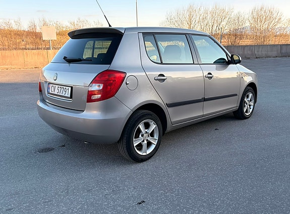 Skoda Fabia 3 of 10