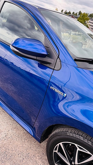 Toyota Yaris 5 of 5