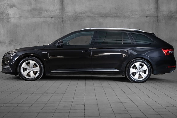 Skoda Superb 3 of 5