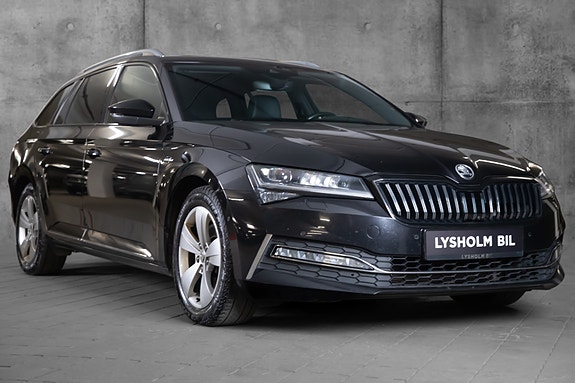 Skoda Superb 2 of 5