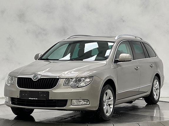 Skoda Superb 2 of 5