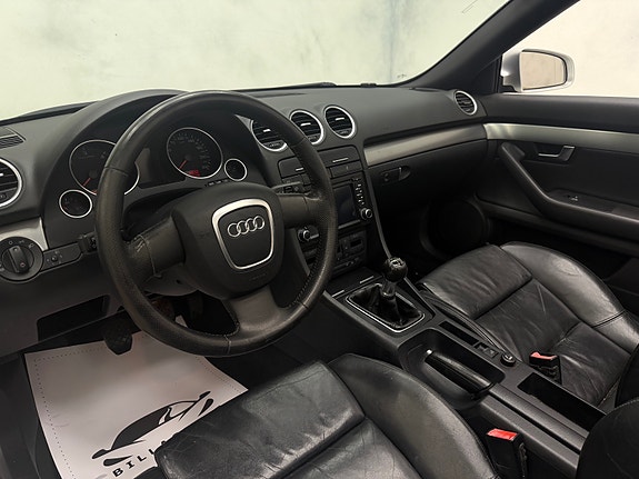 Audi A4 14 of 30