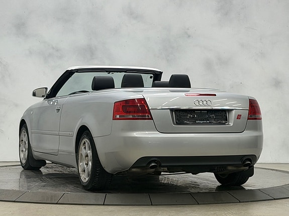Audi A4 10 of 30
