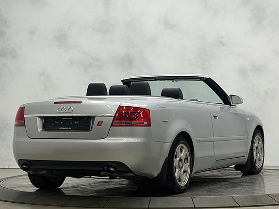 Audi A4 8 of 30