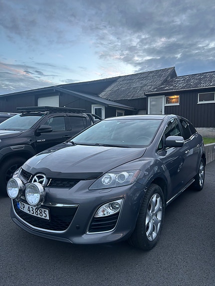 Mazda CX-7 2 of 5
