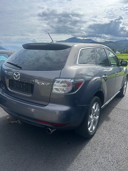 Mazda CX-7 3 of 5