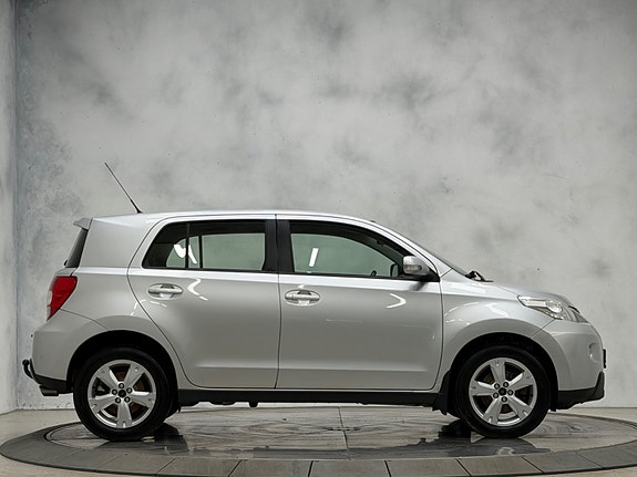 Toyota Urban Cruiser 6 of 30