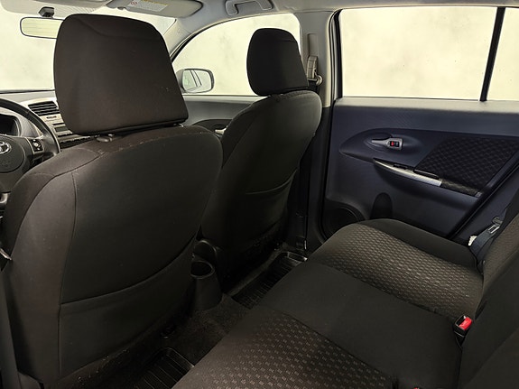 Toyota Urban Cruiser 22 of 30