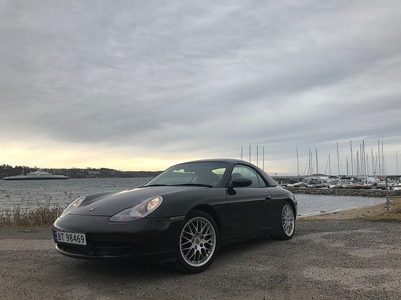 Porsche 911 2 of 16