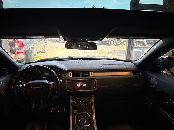 Land Rover Range Rover Evoque 12 of 20