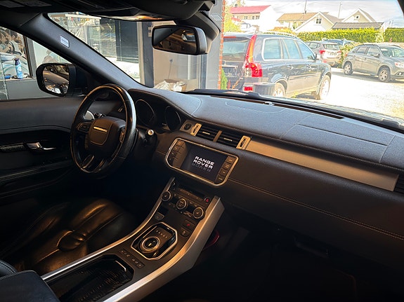 Land Rover Range Rover Evoque 18 of 20