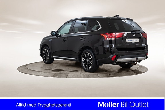 Mitsubishi Outlander 3 of 5