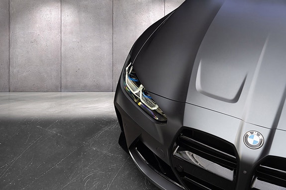 BMW M3 5 of 5