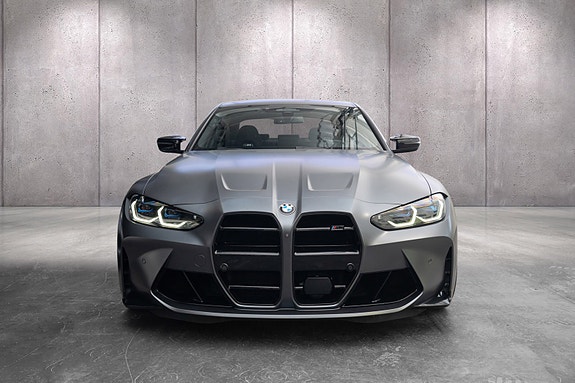 BMW M3 3 of 5