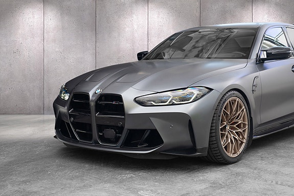 BMW M3 2 of 5