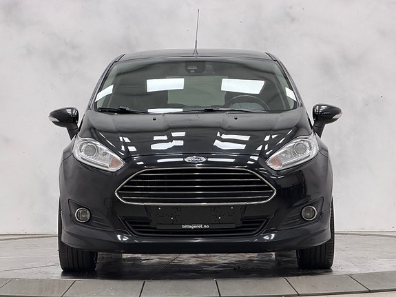 Ford Fiesta 3 of 5