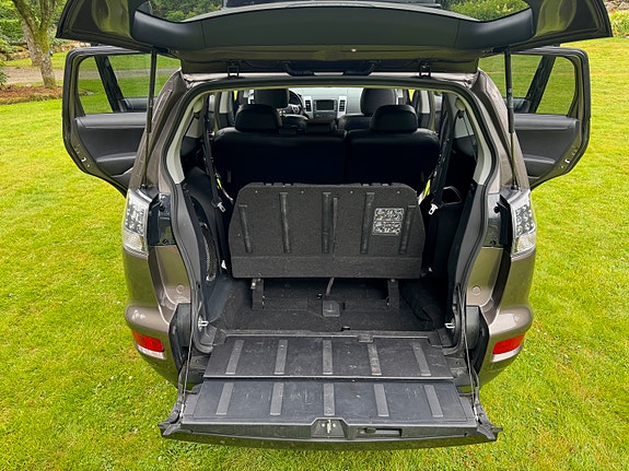 Mitsubishi Outlander 21 of 30