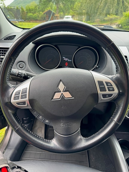 Mitsubishi Outlander 17 of 30