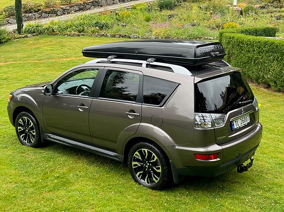 Mitsubishi Outlander 4 of 30