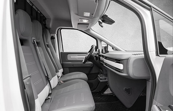 Maxus e-Deliver 5 15 of 16