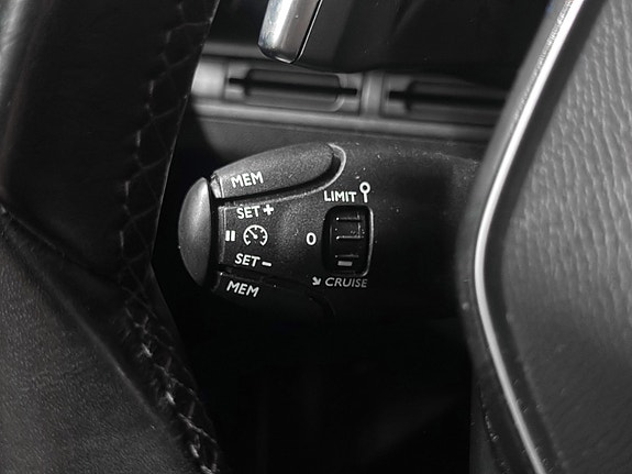 Peugeot 3008 24 of 30