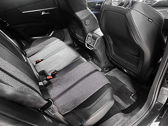 Peugeot 3008 18 of 30