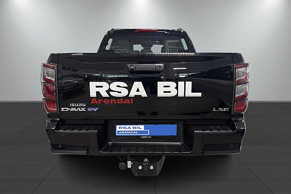 Isuzu D-max 4 of 5