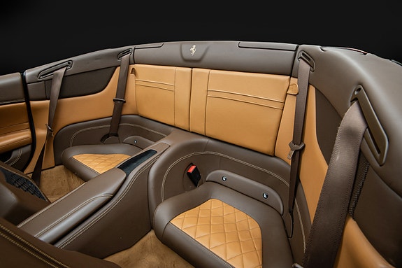 Ferrari California 27 of 30