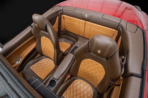Ferrari California 19 of 30