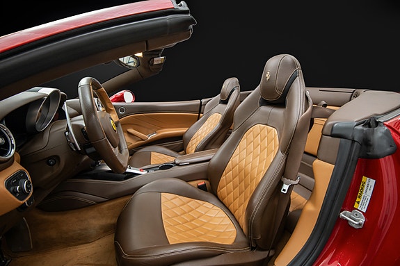 Ferrari California 11 of 30