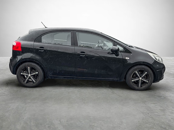 Kia Rio 6 of 26
