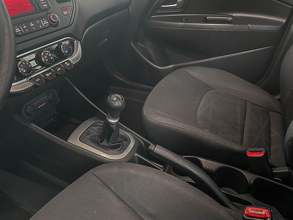 Kia Rio 16 of 26