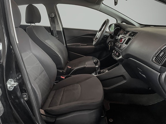 Kia Rio 18 of 26