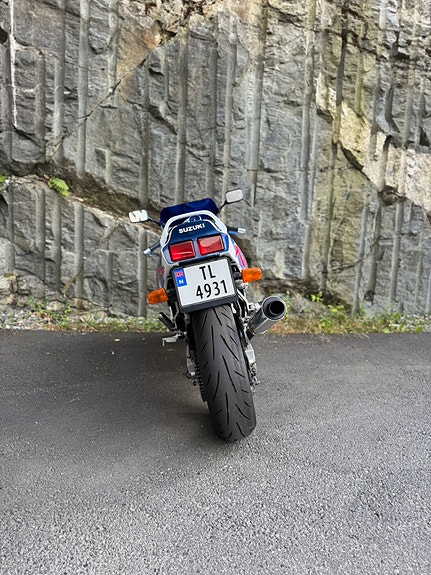 Suzuki GSX-R 1100 11 of 21