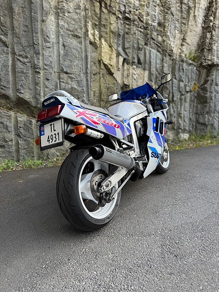 Suzuki GSX-R 1100 10 of 21