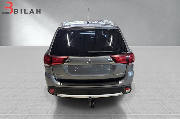 Mitsubishi Outlander 9 of 30