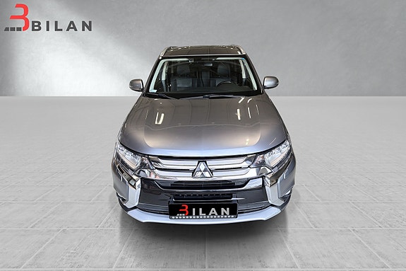 Mitsubishi Outlander 13 of 30