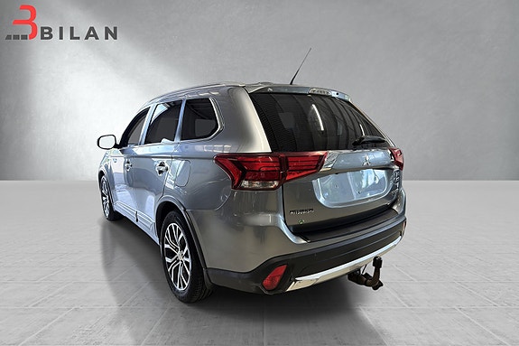 Mitsubishi Outlander 7 of 30
