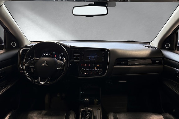 Mitsubishi Outlander 22 of 30
