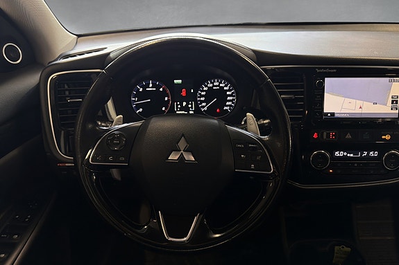 Mitsubishi Outlander 24 of 30