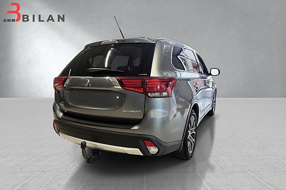 Mitsubishi Outlander 10 of 30