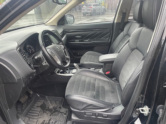 Mitsubishi Outlander 9 of 18