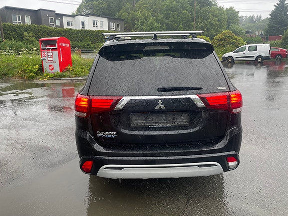Mitsubishi Outlander 6 of 18