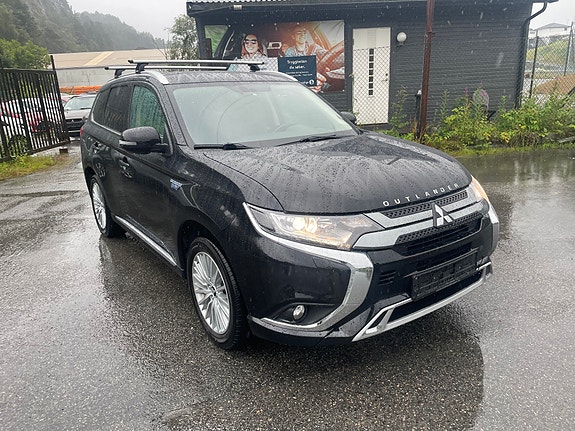 Mitsubishi Outlander 3 of 18