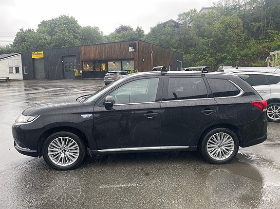 Mitsubishi Outlander 8 of 18